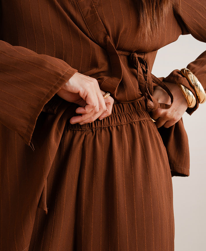 Mocha Line Wrap Shirt (Women)