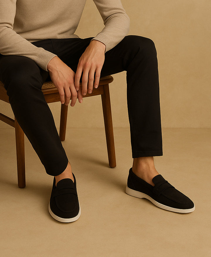 Suede Loafer Noir Shoes
