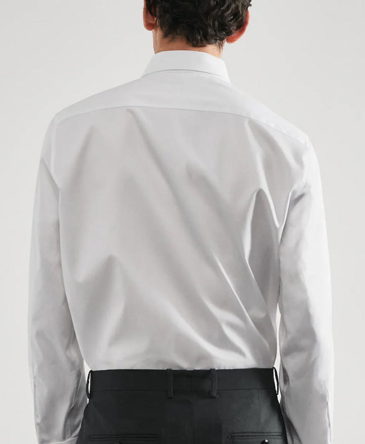 Crisp White Shirt (Slim / Modern Fit)