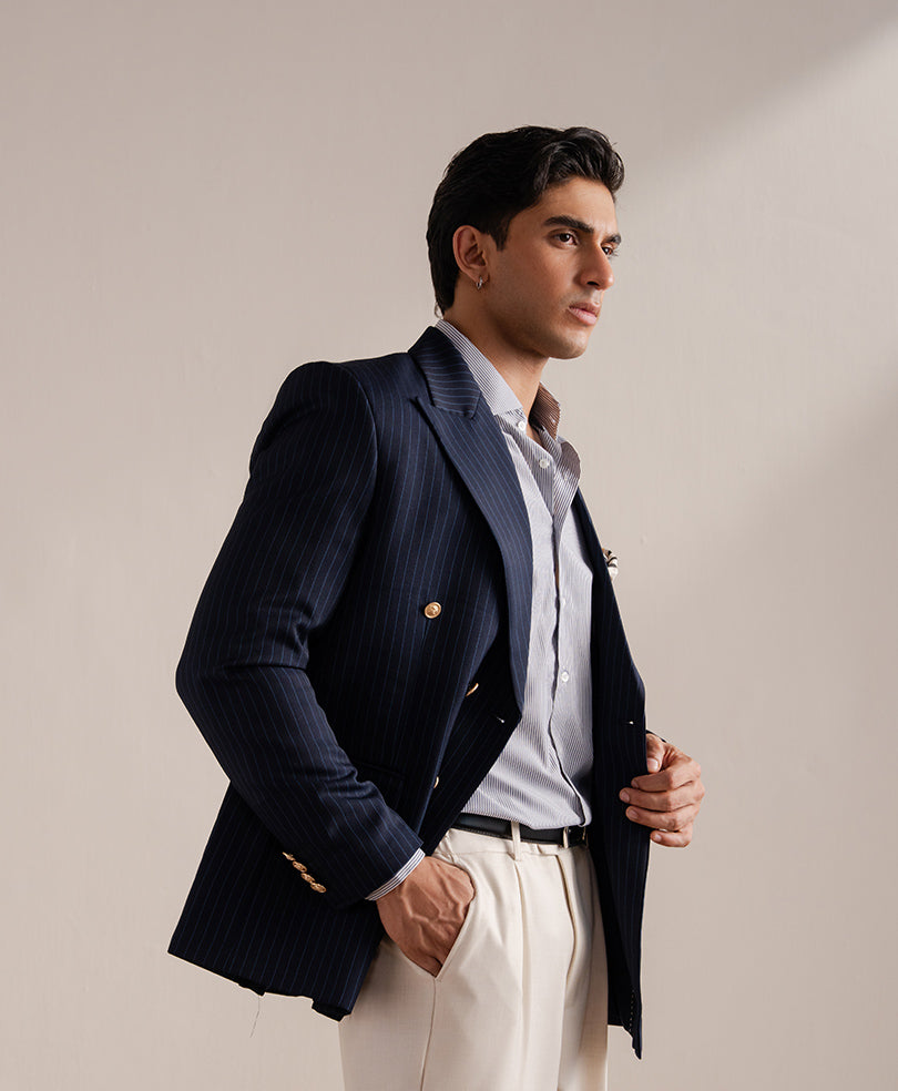 Thin Stripes Shirt (Slim / Modern Fit)